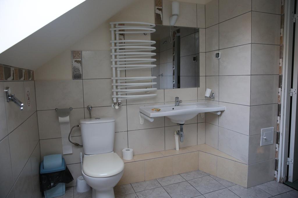 Bed and Breakfast Roskosz Zespół Dworsko Parkowy Biała Podlaska Exterior foto